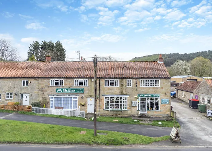 The Barn Guest House And Tearoom